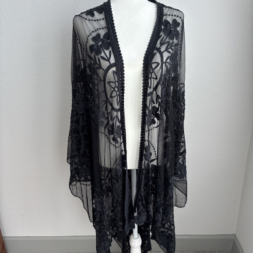 Ellen Tracy Black Sheer Floral Kimono Cardigan Wrap Crochet Trim One Size Witchy